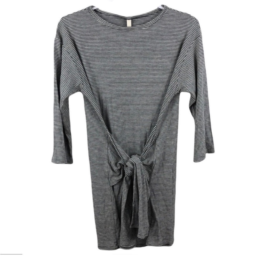 Elan Striped Front Tie Tunic Dress - Picture 2 of 7